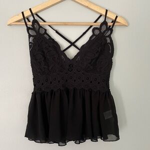 Love Tree Women’s S Black Lace Bralette Top